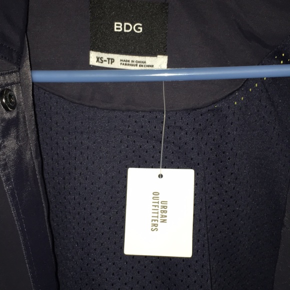 🎀Urban Outfitters BDG Windbreaker🎀 - Picture 4 of 4